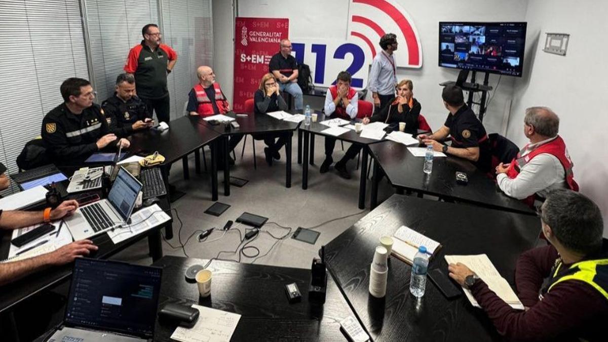 El PP de Valencia intenta salvar a Mazón de la jueza de la DANA y lo sitúa ahora fuera del Cecopi al mandar la alerta