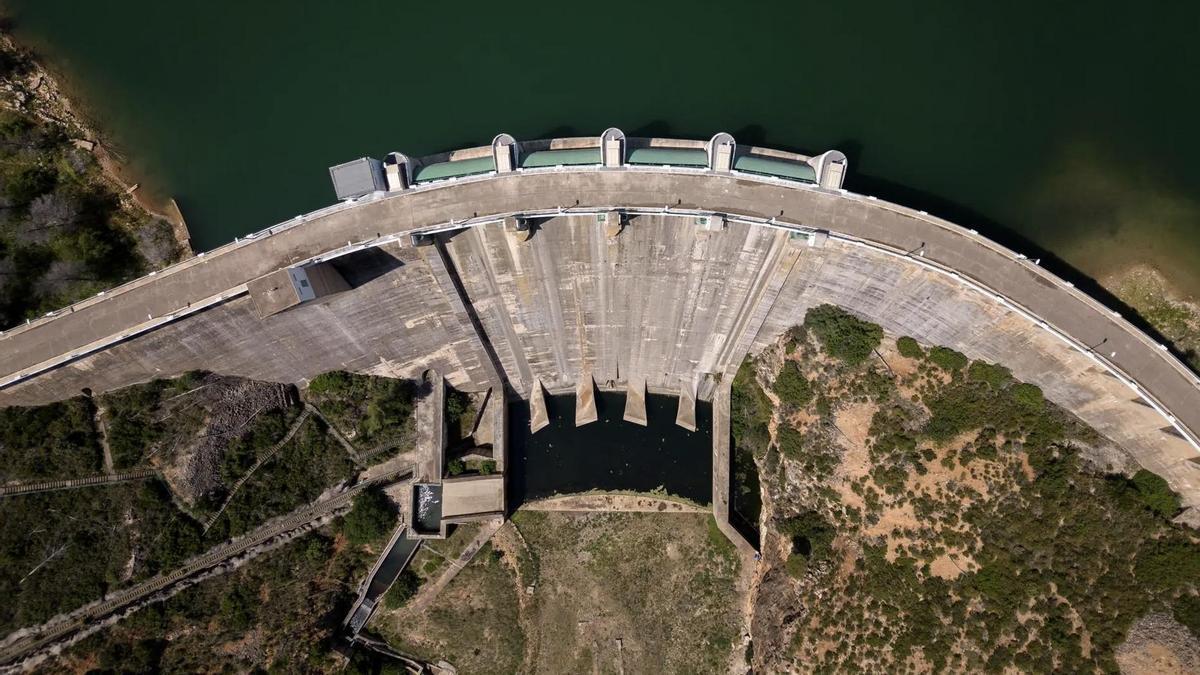 La Confederación del Júcar tumba ante la jueza el bulo de la extrema derecha sobre la apertura de presas durante la DANA