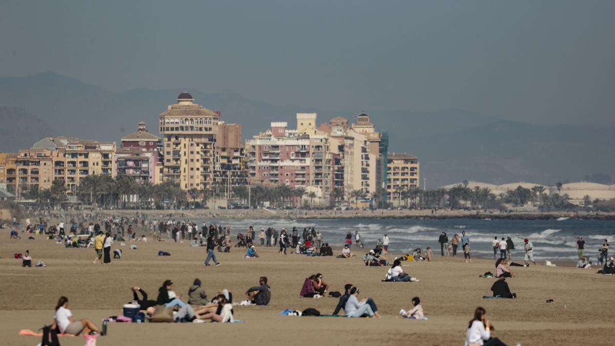 La Aemet prevé un lunes sin lluvias salvo en Canarias y una bajada de las temperaturas