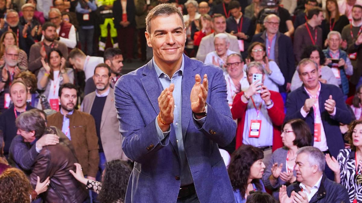 Pedro Sánchez reivindica el pacto de Estado contra la violencia: «Cuando el feminismo llega a un lugar, lo mejora»