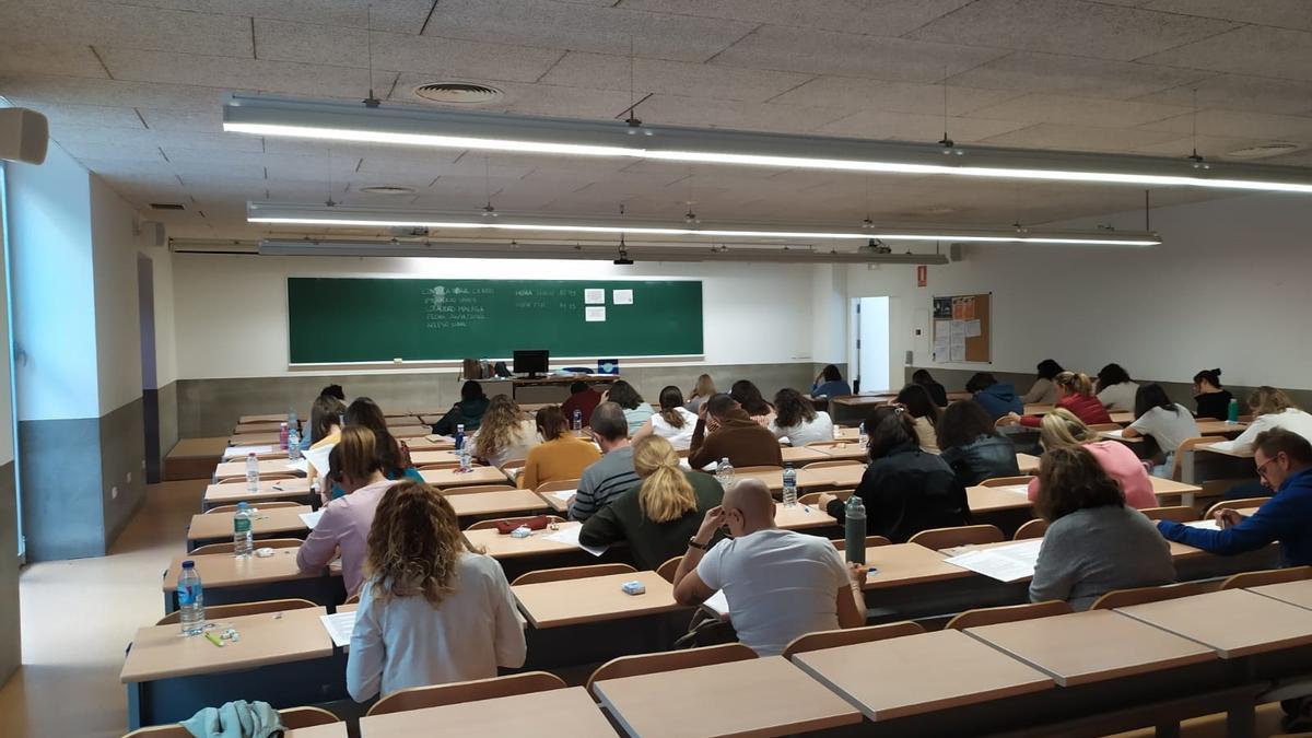 La Junta de Andalucía rectifica y llamará otra vez a todos los opositores que se presentaron a un examen lleno de errores