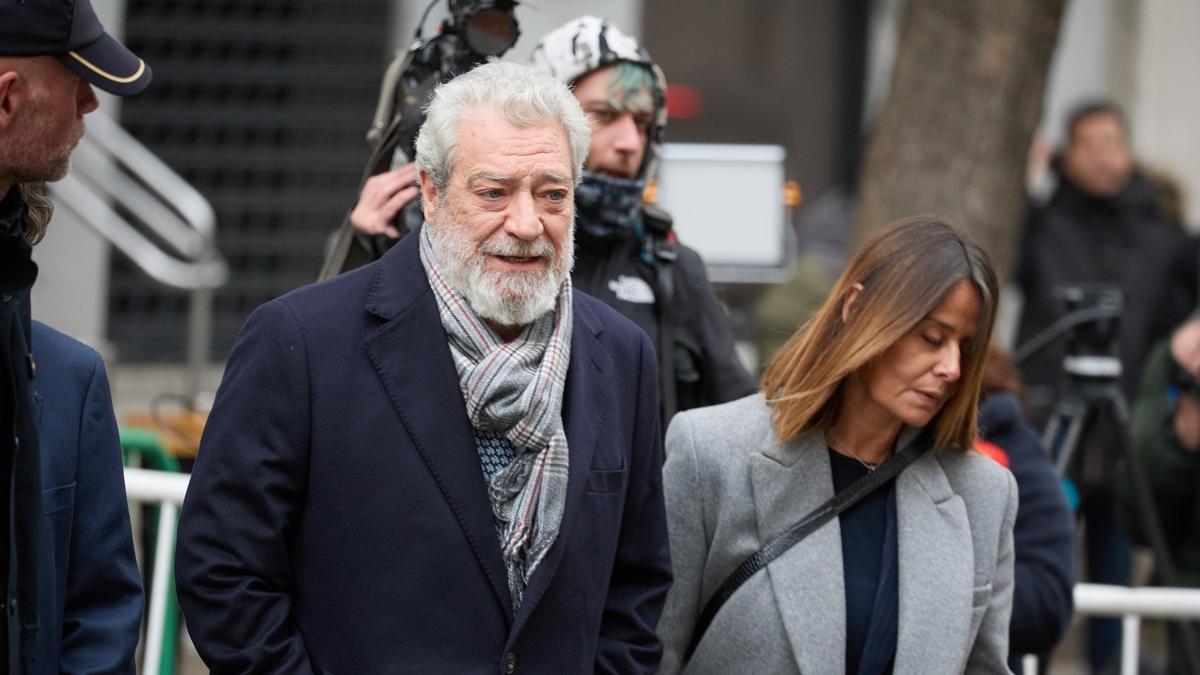 Miguel Ángel Rodríguez carga contra los familiares de los ancianos fallecidos en las residencias de Madrid y se pregunta «cuántas veces al año» los visitaban