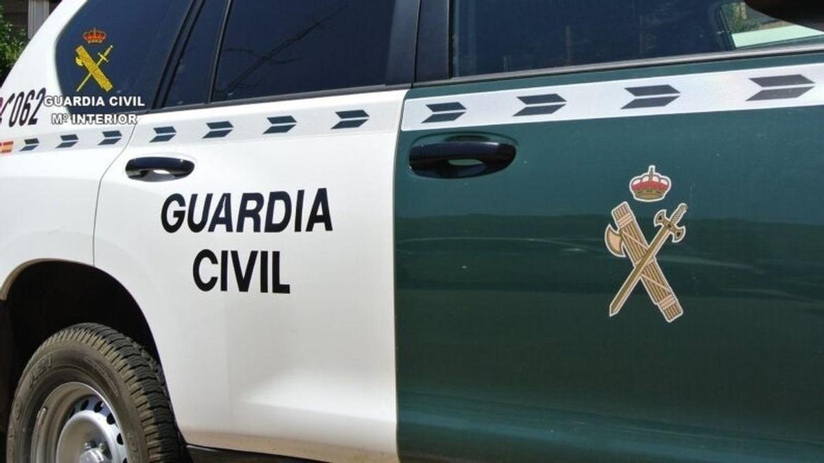 La Guardia Civil evacúa los colegios de cuatro localidades de Valencia por una amenaza de atentado masivo