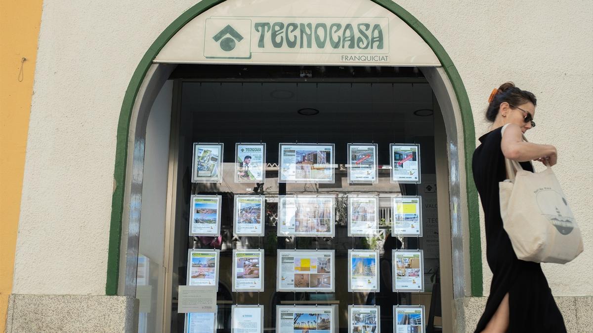 Condenados tres comerciales de Tecnocasa por estafar 28.000 euros a cuatro personas que buscaban piso en Madrid