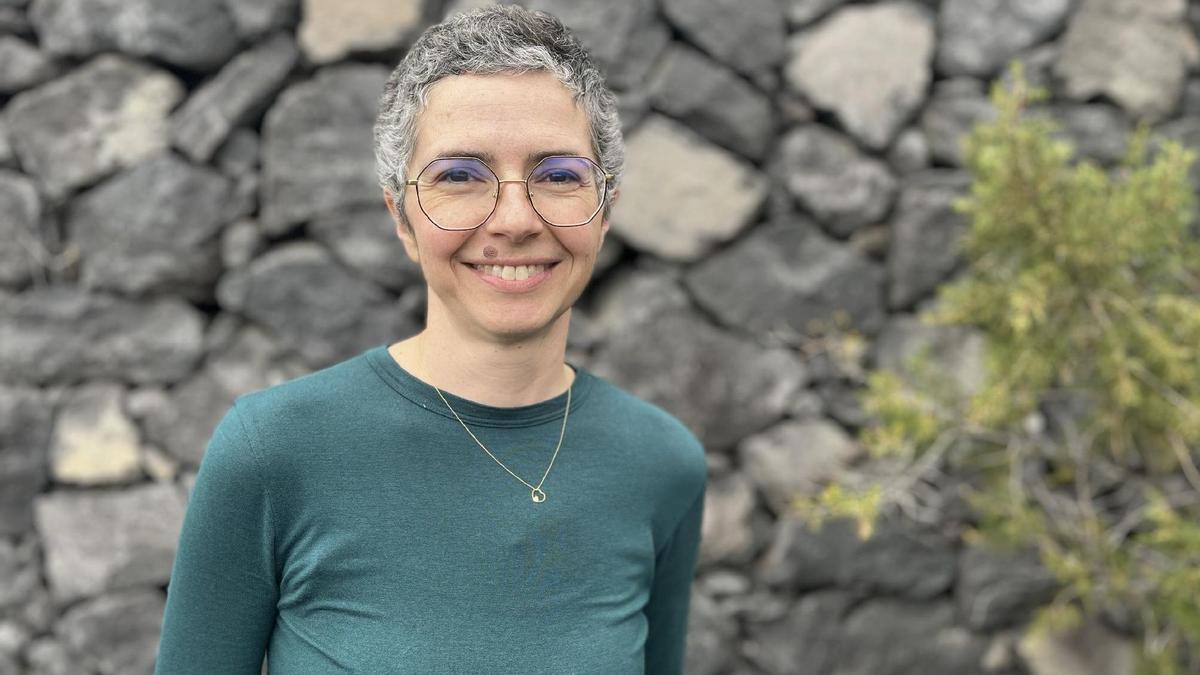 Julia de León, astrofísica: «Si nos viene un meteorito de diez kilómetros, estamos perdidos»