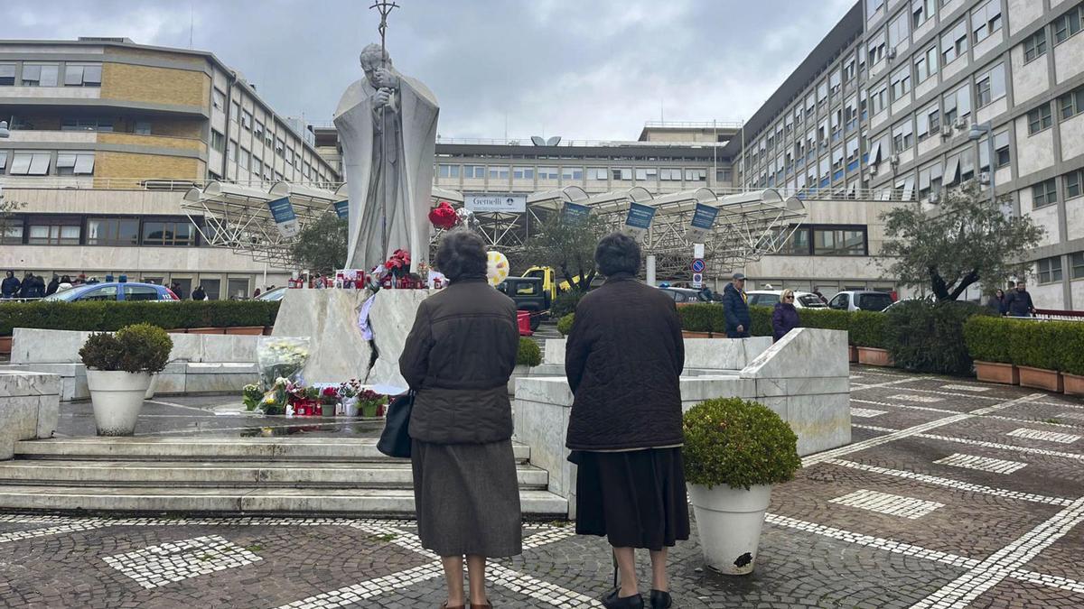 El Papa envía un mensaje de audio desde el hospital: «Agradezco de corazón las oraciones»