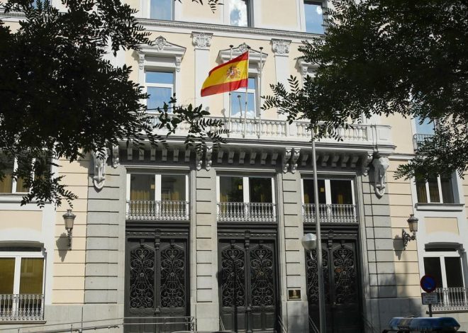 El Poder Judicial afirma que los jueces que preparan a los opositores actúan con “fines generosos” pese a cobrarles