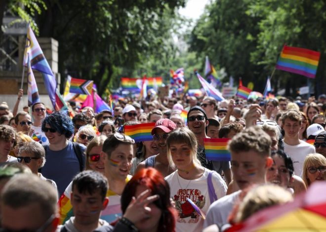 Hungría aprueba una ley que prohíbe la marcha del Orgullo LGTBI