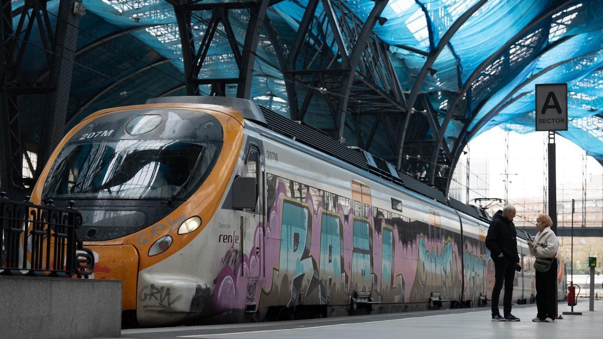 Los perjudicados por el caos de Rodalies se organizan: «No me da la gana cambiar de vida para evitar el tren»