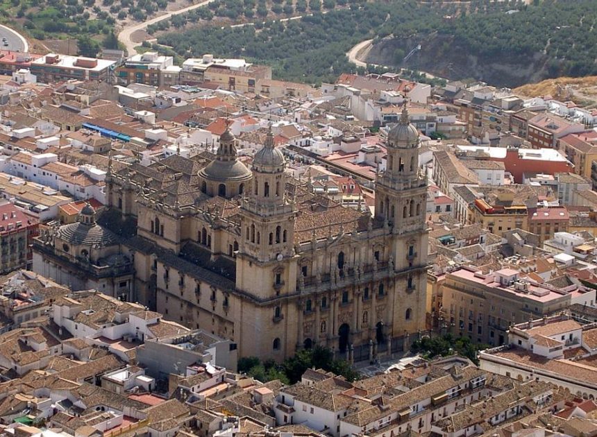 La provincia con más castillos por metro cuadrado es española