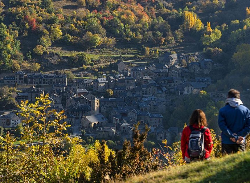 El bonito pueblo de Lleida de apenas 100 habitantes con dos patrimonios de la Humanidad