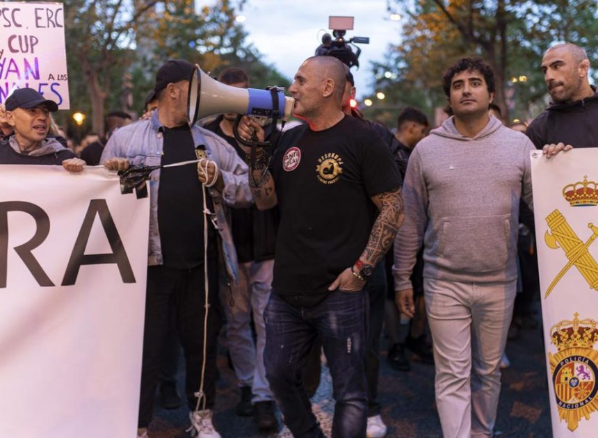 La Fiscalía abre diligencias por delito de odio contra el dueño de Desokupa