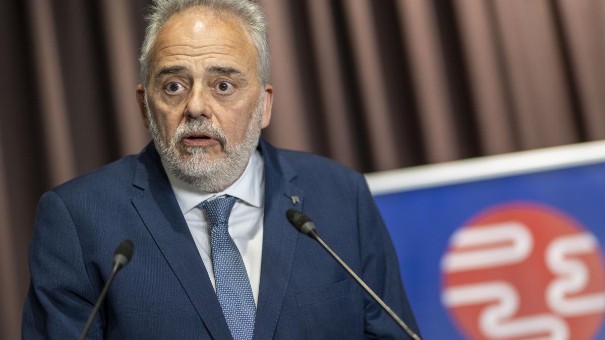 El rector de la UAB admite el «error» de incorporar a su equipo al profesor amonestado por conductas machistas