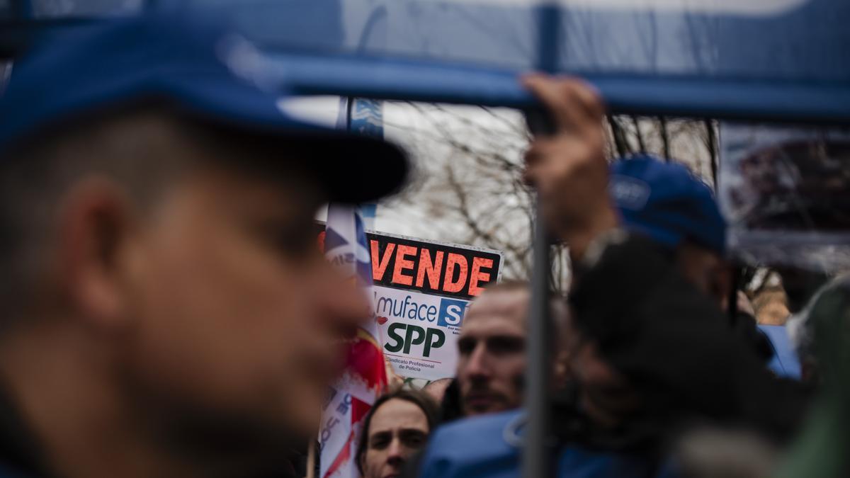 Los hospitales privados reclaman ahora su parte de Muface tras el 40% más para las aseguradoras: «Que no vengan llorando»