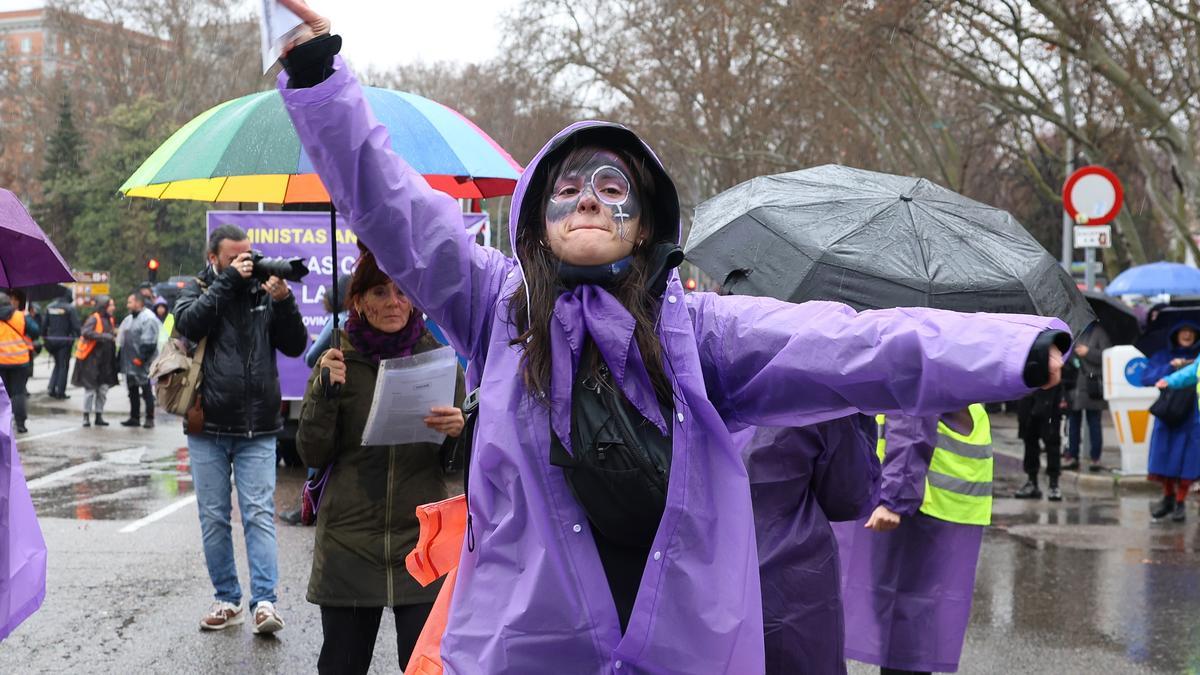 El feminismo sale a la calle frente al «rearme patriarcal»