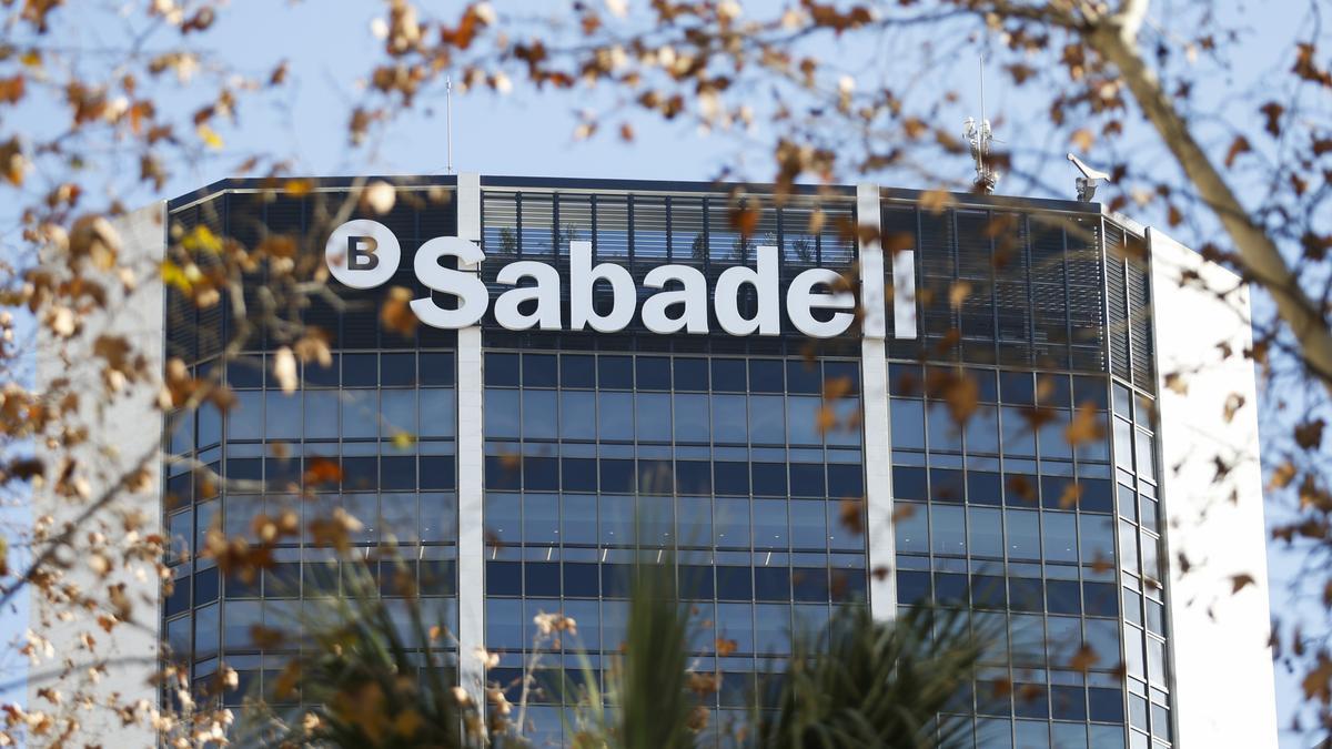 Zurich se convierte en el segundo mayor accionista del Sabadell en plena opa del BBVA