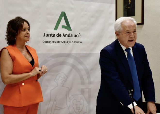 Moreno cesa al alto cargo de la sanidad andaluza que diseñó los contratos a dedo con la privada investigados por el juez