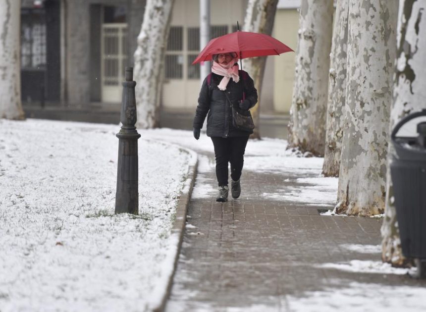 España se enfrenta a un ‘episodio invernal’ hasta el domingo: Aemet activa hoy avisos por nieve, heladas o lluvia en 12 comunidades