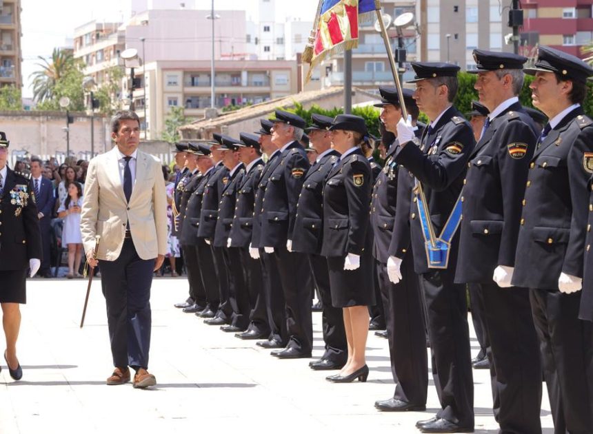 La Generalitat Valenciana debe un año de dietas a los policías nacionales que ejercen de escoltas