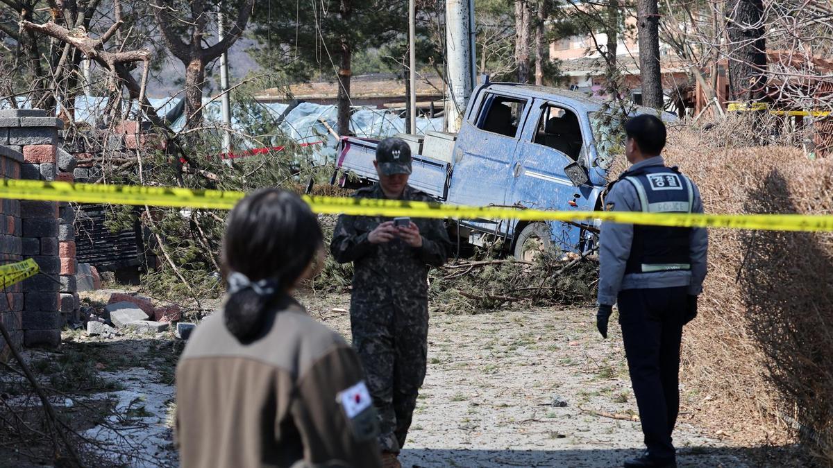 Dos cazas del ejército de Corea del Sur bombardean por error una ciudad del norte y dejan 15 heridos