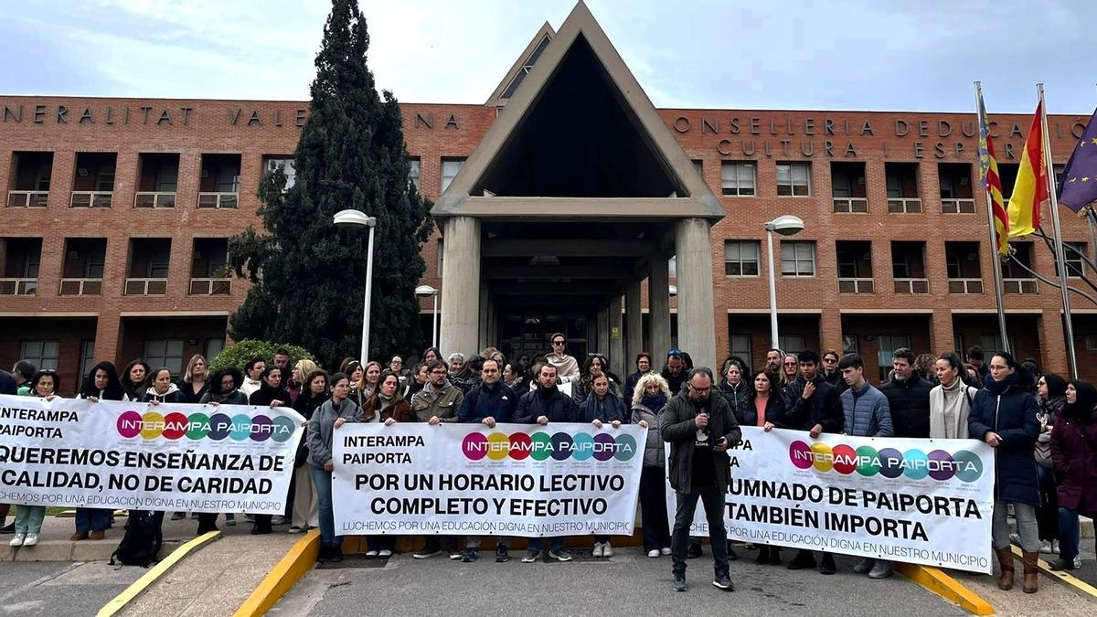 Quién es quién en los colectivos cívicos que han logrado la victoria del valenciano en la consulta de Mazón sobre la lengua