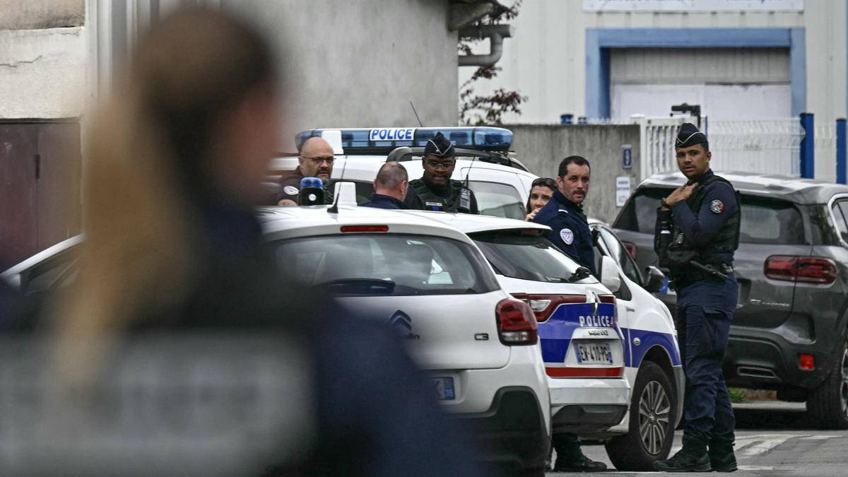 Un muerto y tres heridos en un ataque con cuchillo en un instituto de Nantes
