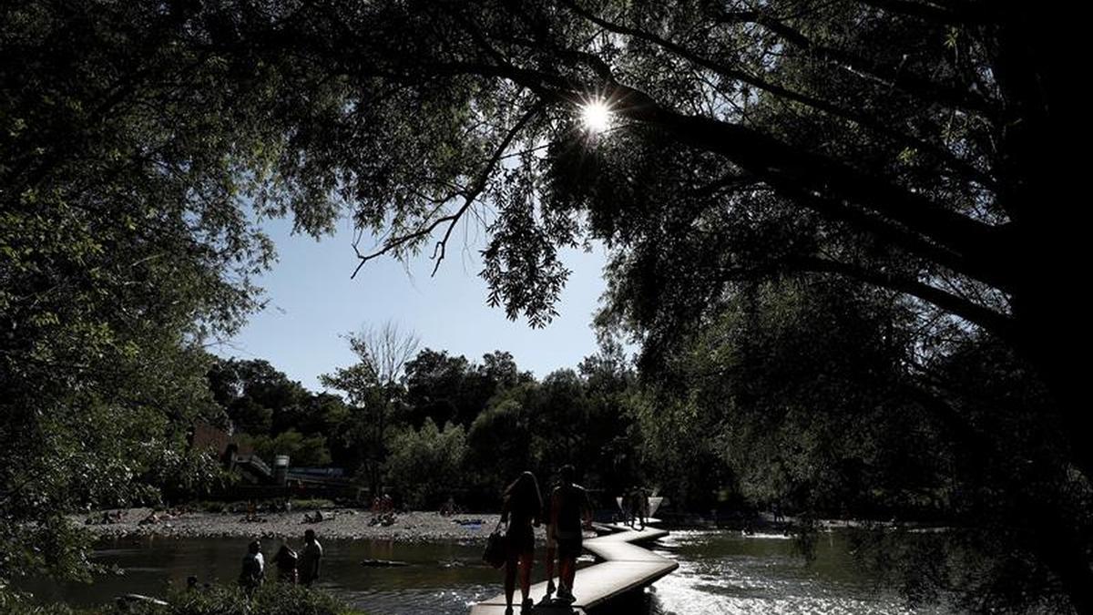 Cielos soleados en Madrid antes de la amenaza de la vuelta de la lluvia el fin de semana