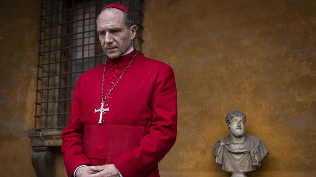 ‘Cónclave’ vuelve al cine: 150 salas se suman a la proyección de la película en España tras la muerte del papa Francisco
