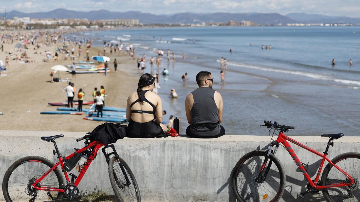 Tiempo primaveral durante toda la semana: la AEMET prevé temperaturas por encima de los 20 grados y algunas tormentas