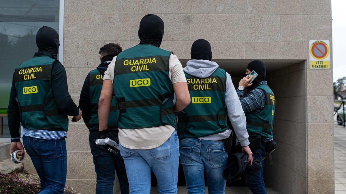 Un capitán de la UCO le dijo a su confidente en 2021 que habría que poner «una bomba lapa» al coche de Sánchez