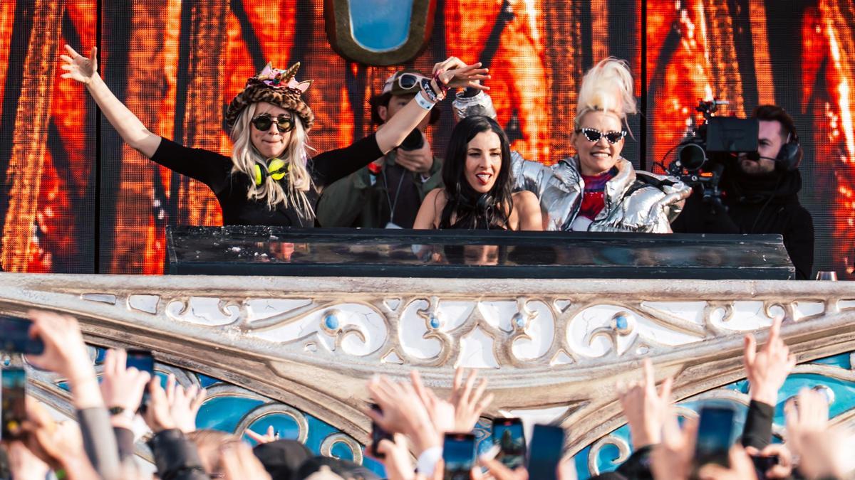B Jones, la DJ española en la élite de una industria de hombres: “Siento la presión de querer estar siempre arriba”