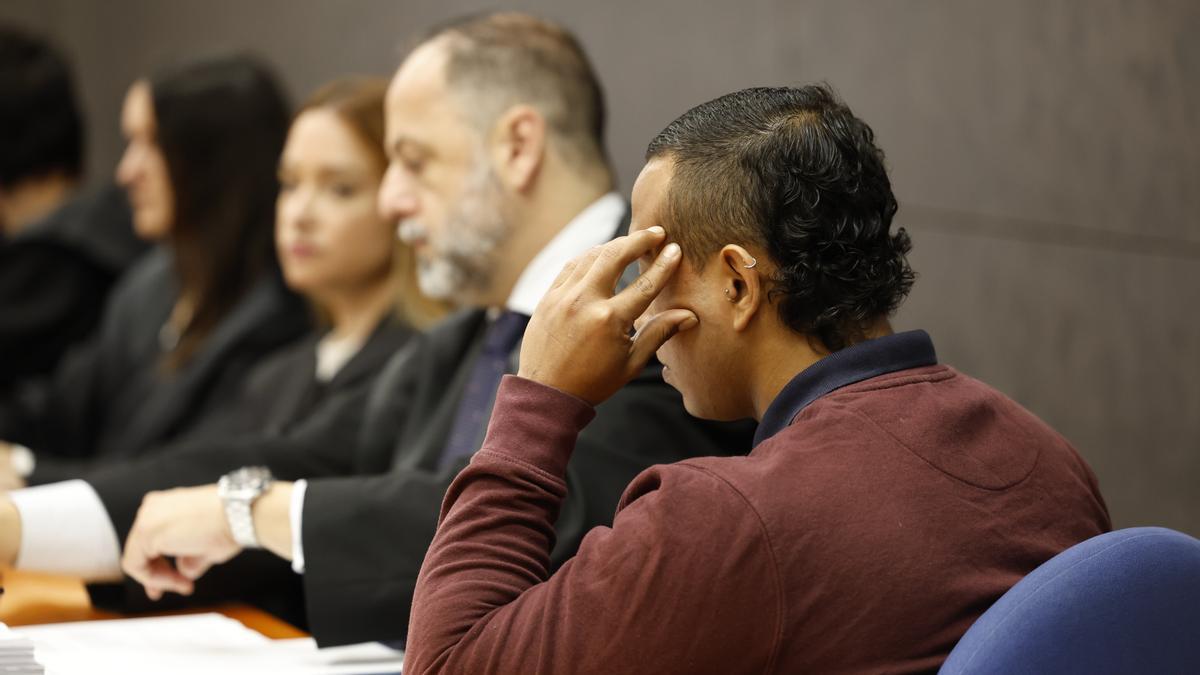 A la espera de veredicto en el juicio por asesinar a hombres en Bilbao: «El acusado habría seguido matando si no hubiera sido detenido»