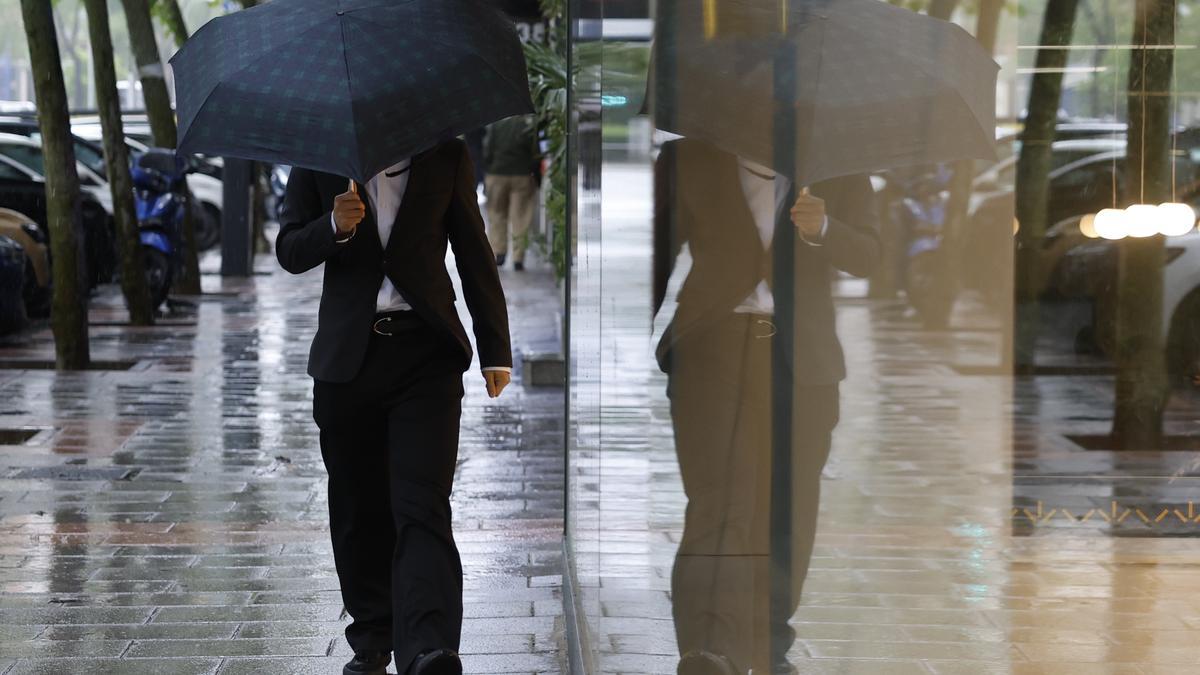 Las lluvias no dan tregua: generalizadas y fuertes en tres comunidades, con aviso de la Aemet