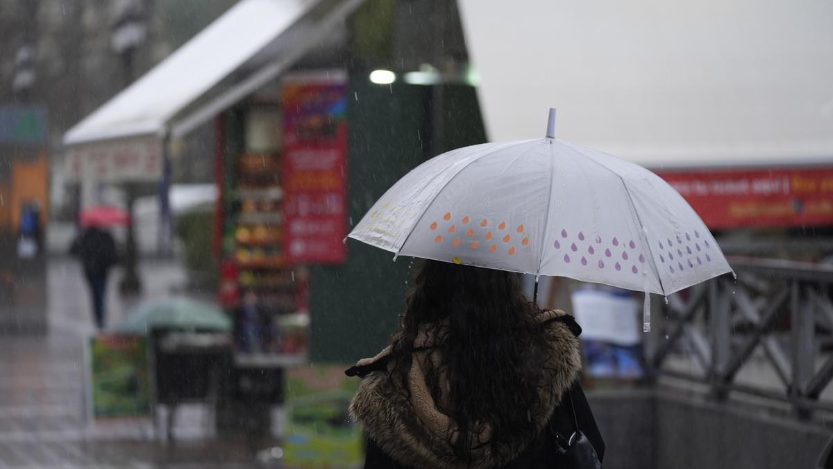 Primer fin de semana de mayo con tormentas: una nueva borrasca y alerta de resacas costeras en Menorca