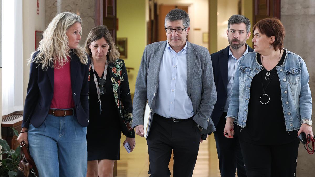 El PSOE decide poner las cosas más fáciles al PP