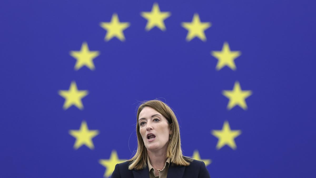 El PP europeo y la ultraderecha bloquean el órgano con el que la UE pretende limitar las puertas giratorias