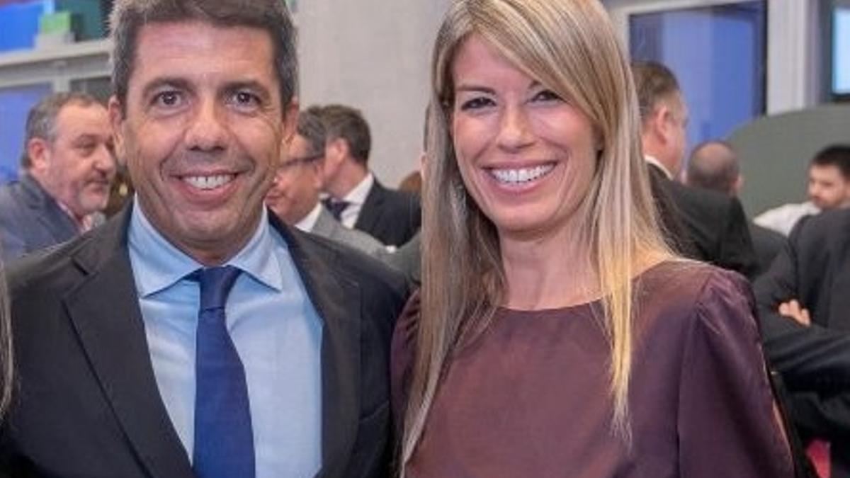 El PSOE se aparta de Compromís y duda si la periodista que comió con Mazón en la DANA debe declarar ante el Congreso