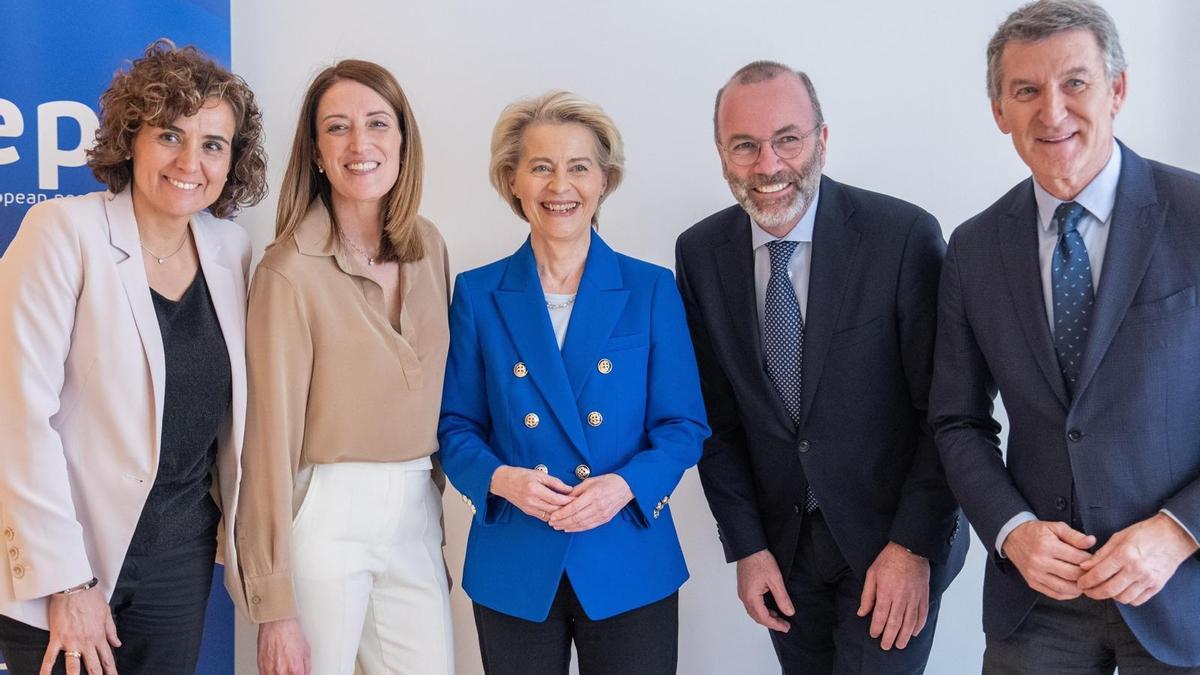 La UE empatiza con las víctimas de la DANA: Von der Leyen, Ribera y Metsola reciben a las familias que PP y Vox vetan