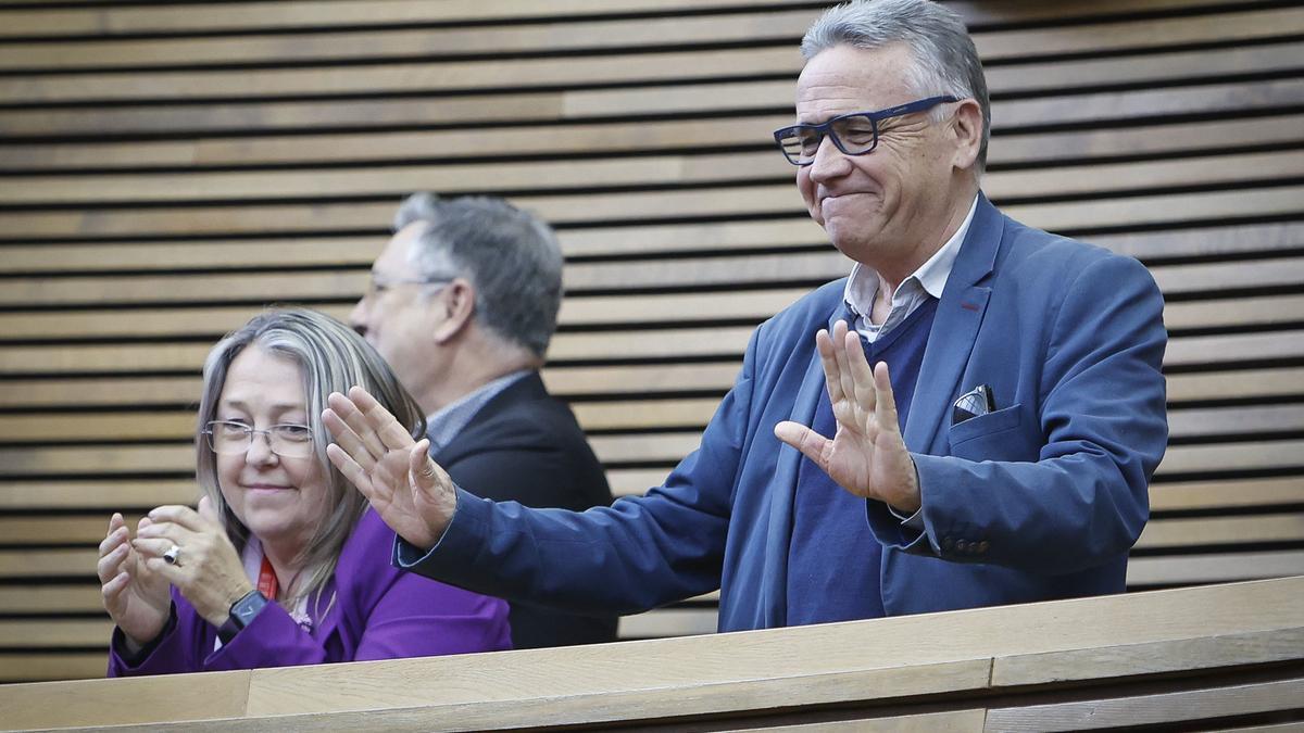 El expresidente de À Punt advierte de que las decisiones de la nueva corporación controlada por PP y Vox son ilegales