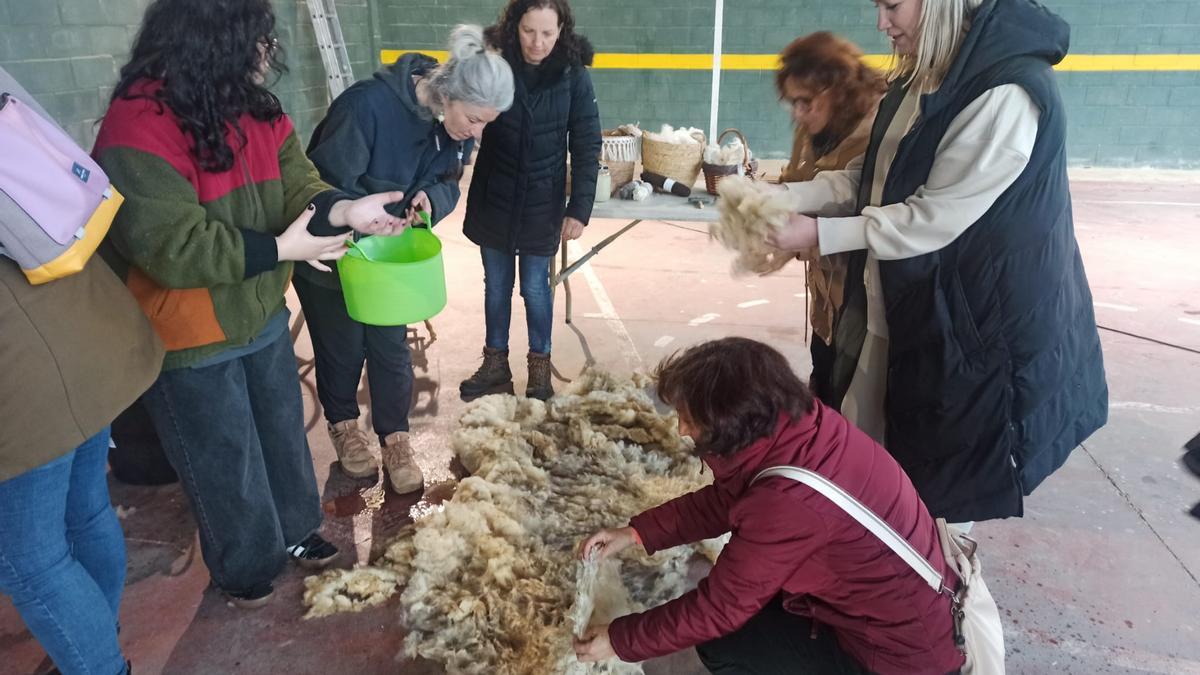 Layana, un pueblo de 60 habitantes que apuesta por la recuperación de oficios para incentivar la vuelta al rural