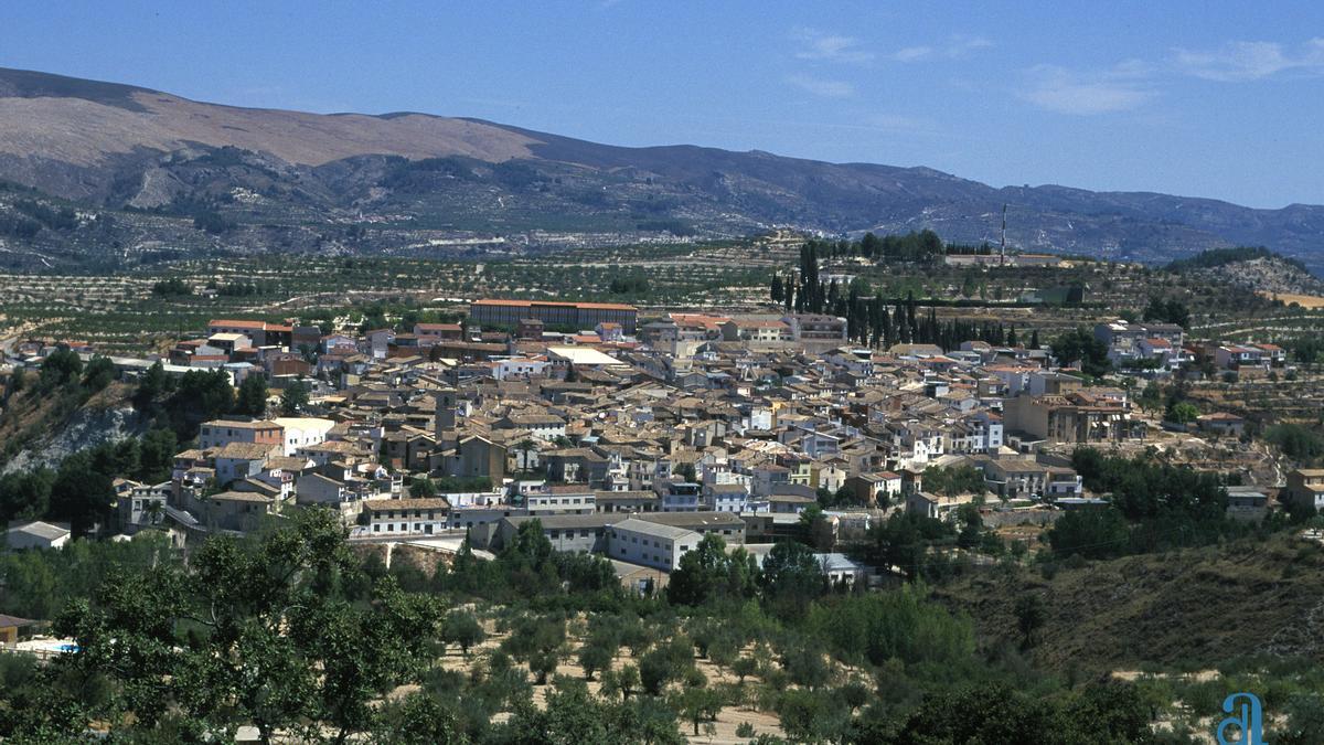 El pequeño pueblo con una cascada espectacular y un pasado ligado al agua