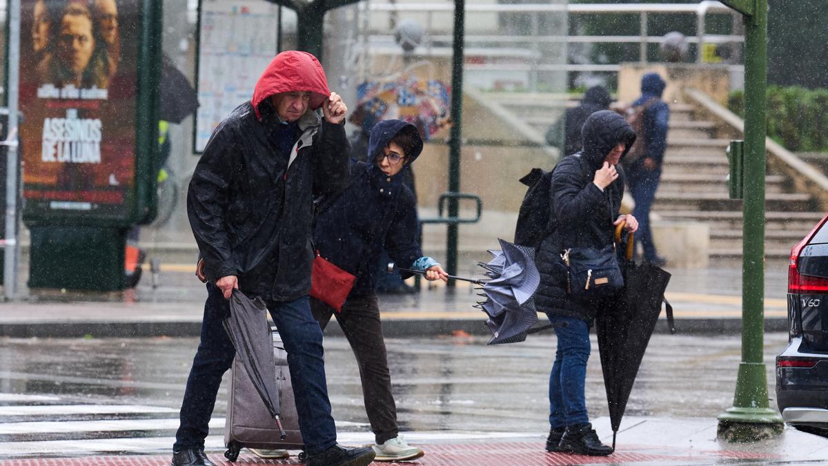 Las lluvias amainan, pero la Aemet mantiene el aviso amarillo en cinco comunidades
