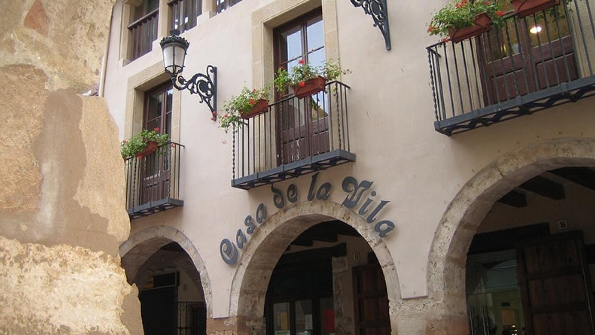 Atacan un centro de menores tutelados en Piera (Barcelona) con piedras y líquido inflamable