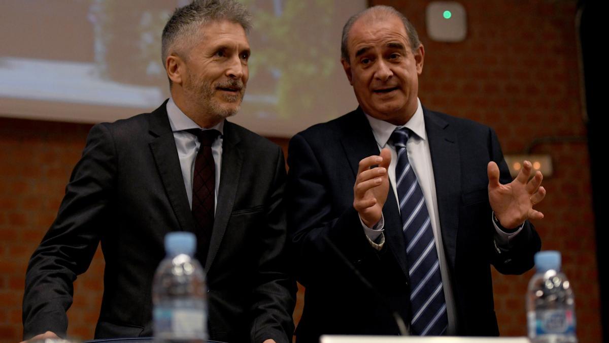 Interior incluye en los méritos para una medalla pensionada «dar visibilidad» a la Policía en un Ayuntamiento de Bildu