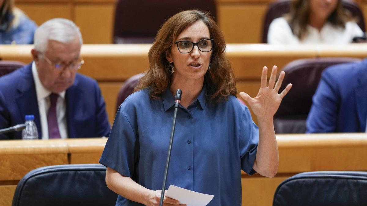 Sanidad prohibirá fumar en vehículos de trabajo y campus universitarios