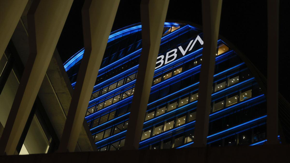 Bruselas «no ve razones» para que el Gobierno vete la OPA de BBVA sobre Sabadell