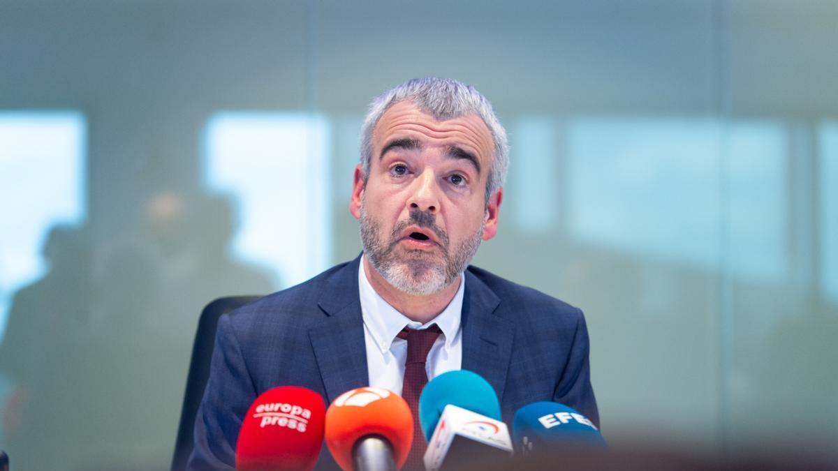 Aena insta formalmente al Ayuntamiento de Madrid a que cumpla «sus obligaciones» con las personas sin hogar en el Aeropuerto de Barajas