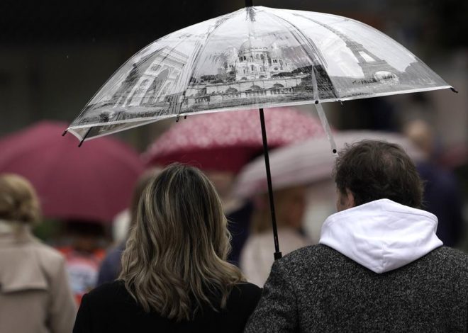 La Aemet dibuja un puente de mayo con lluvias y tormentas, pero con ambiente suave