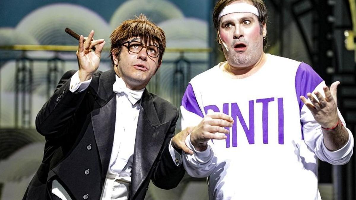 De todos nosotros me río