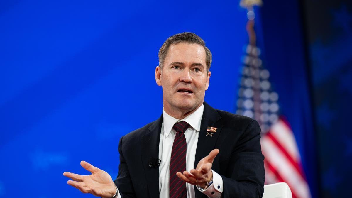 Mike Waltz deja su cargo como asesor de Seguridad Nacional de Trump tras el escándalo del ‘Signalgate’